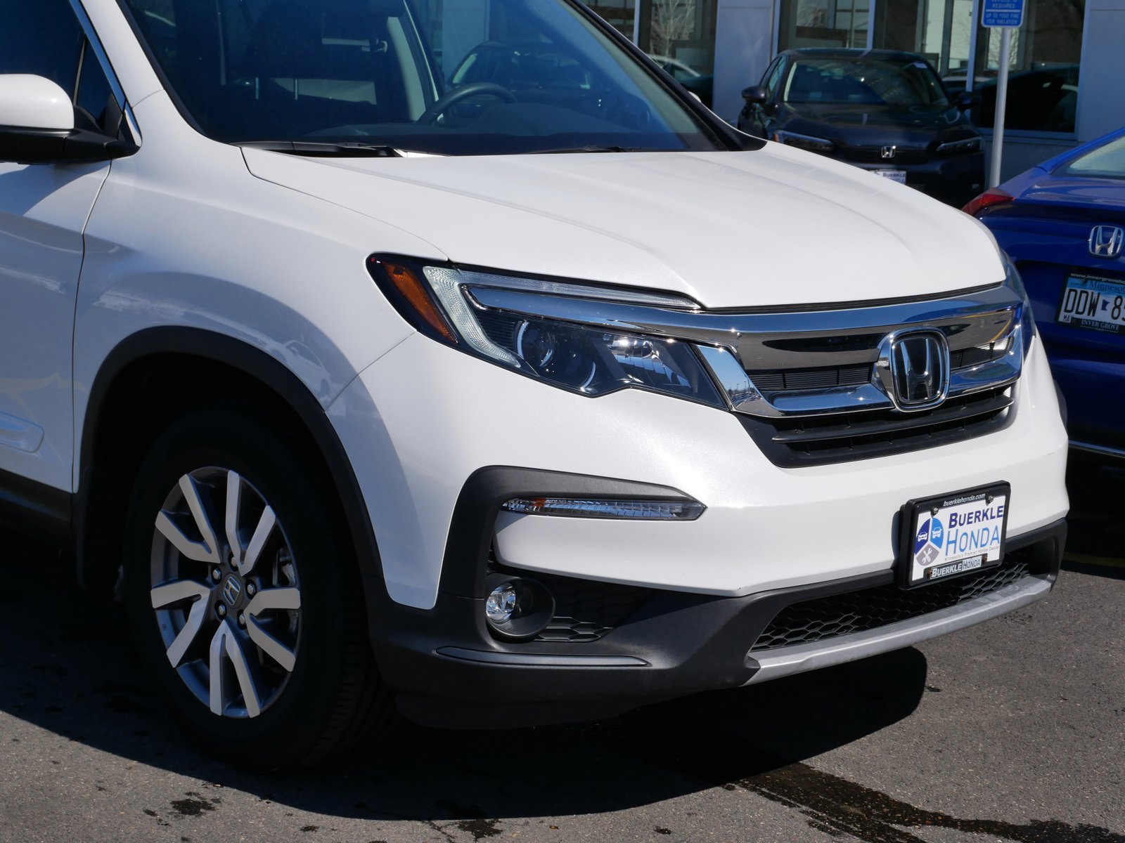 Used 2021 Honda Pilot EX with VIN 5FNYF6H34MB040964 for sale in Saint Paul, Minnesota