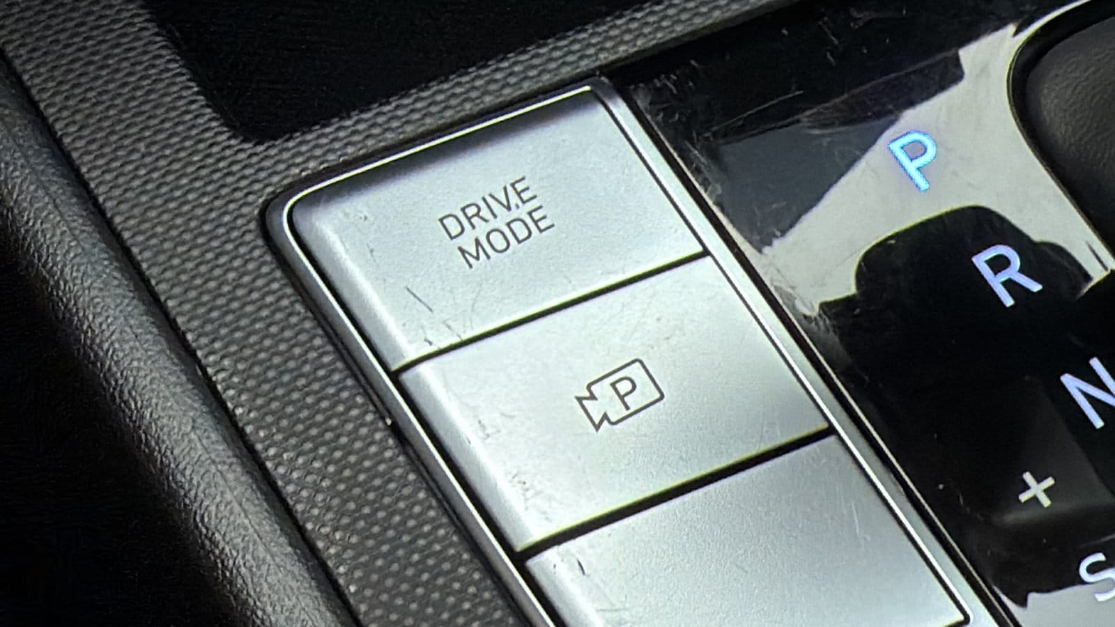 2024 Hyundai Elantra SEL - Photo 18