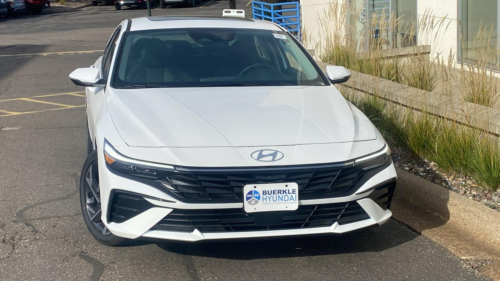New 2026 Hyundai Elantra Limited Sedan