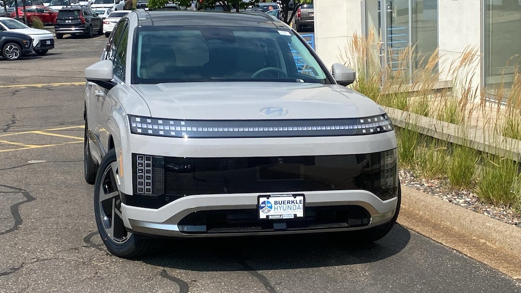 New 2026 Hyundai IONIQ 9 Performance Calligraphy SUV