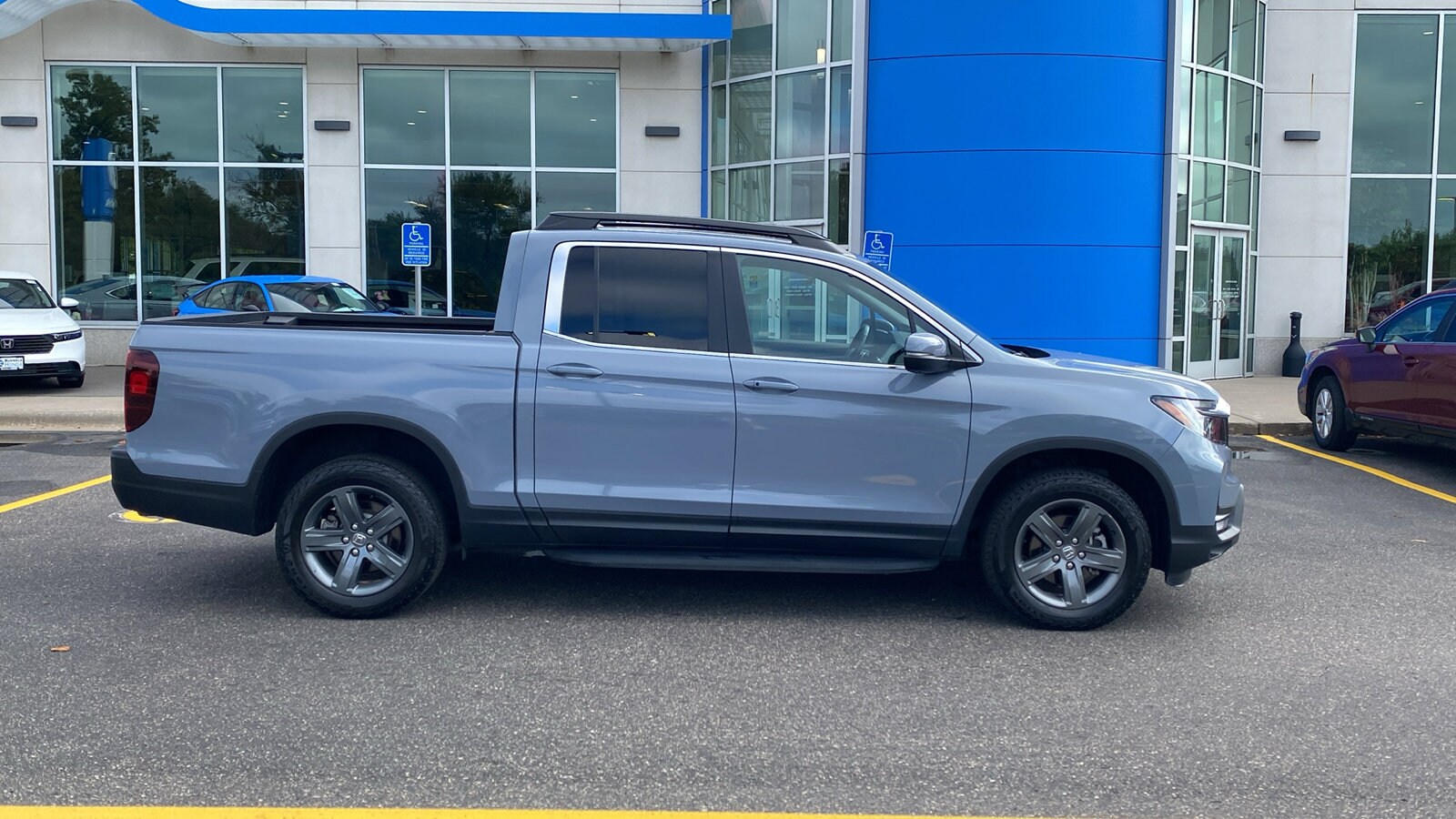 2023 Honda Ridgeline RTL photo 4