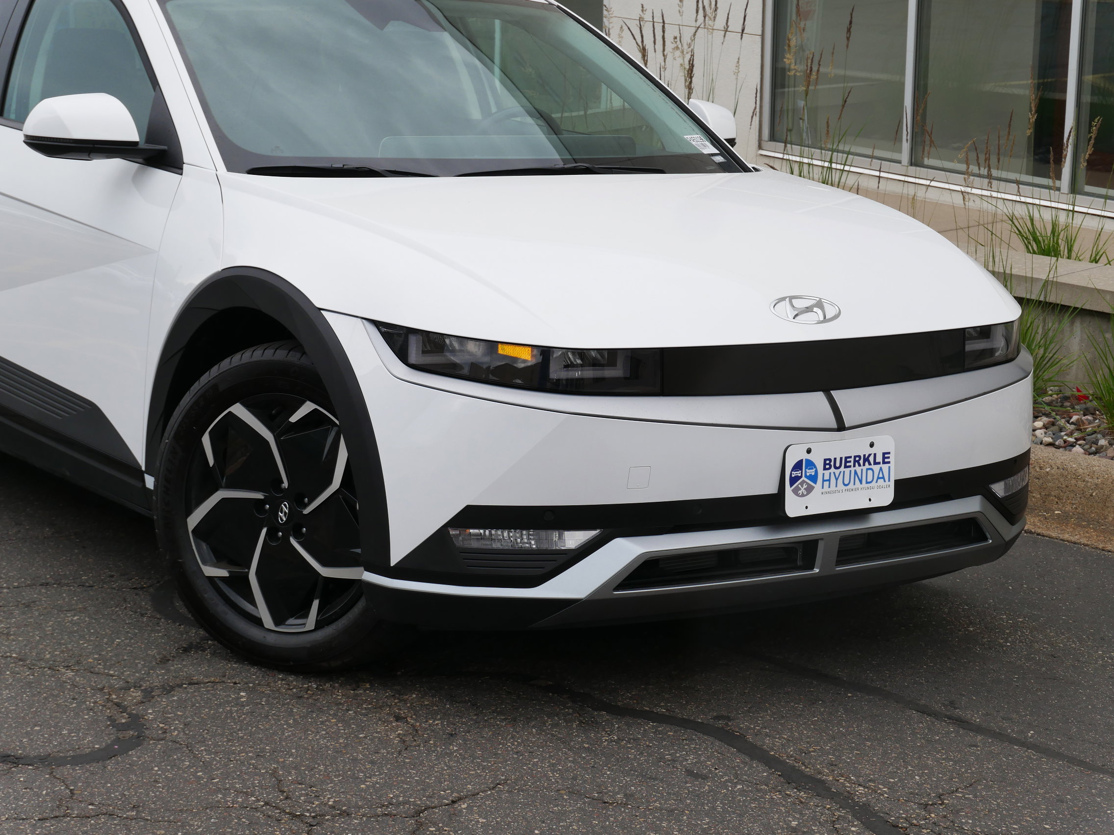 Certified 2024 Hyundai IONIQ 5 SEL with VIN KM8KNDDF6RU271193 for sale in Saint Paul, Minnesota