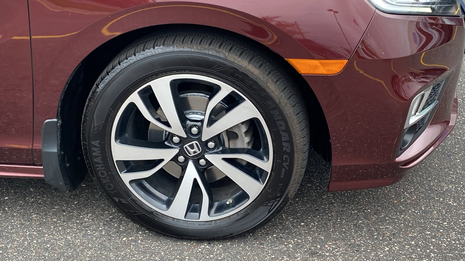 2020 Honda Odyssey Elite photo 3