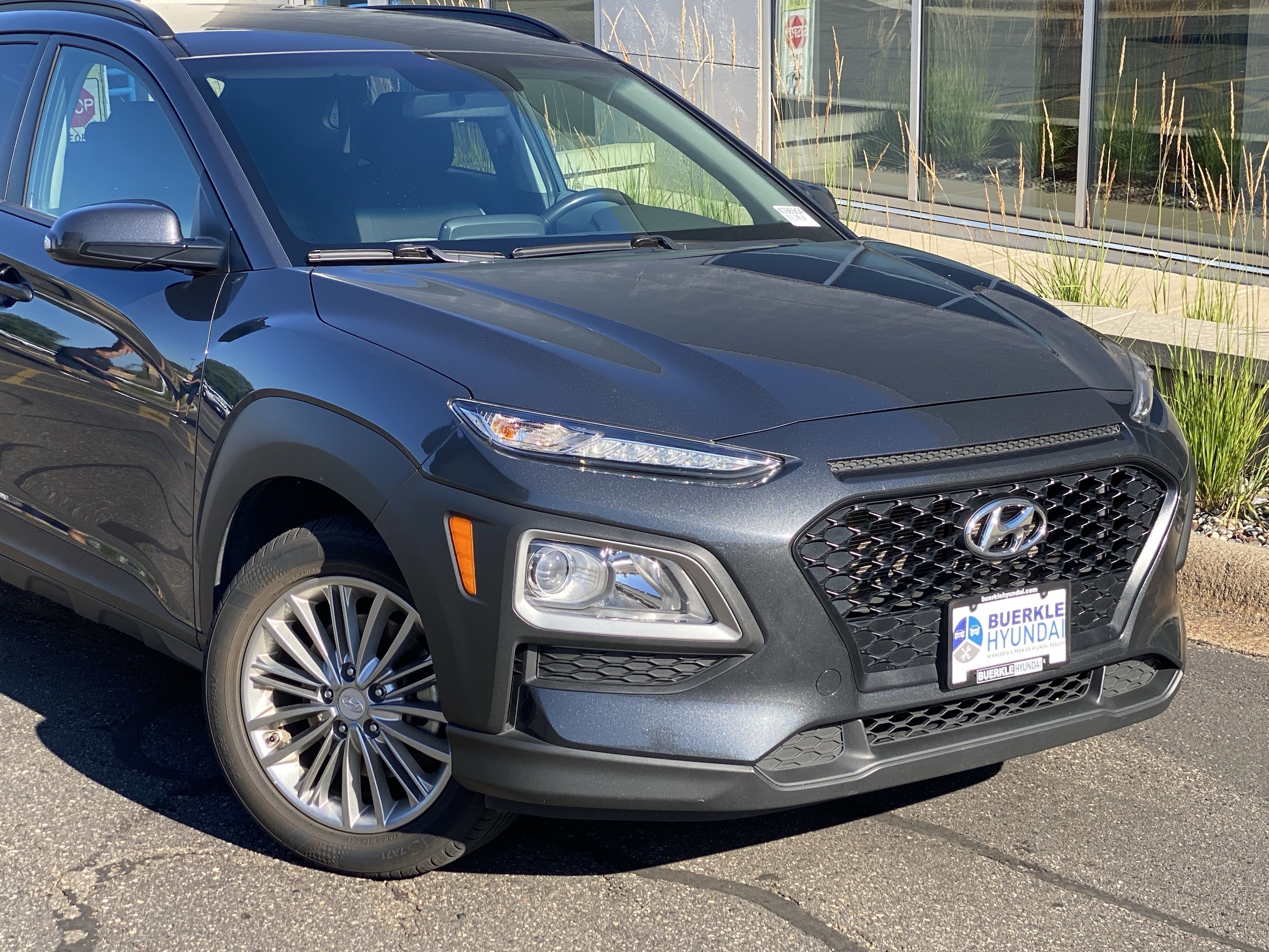 Used 2018 Hyundai Kona SEL with VIN KM8K2CAA0JU074102 for sale in Saint Paul, Minnesota