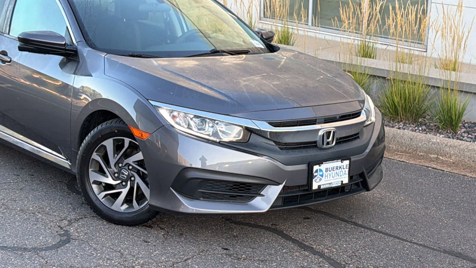 Used 2018 Honda Civic EX with VIN 19XFC2F76JE015192 for sale in Saint Paul, Minnesota