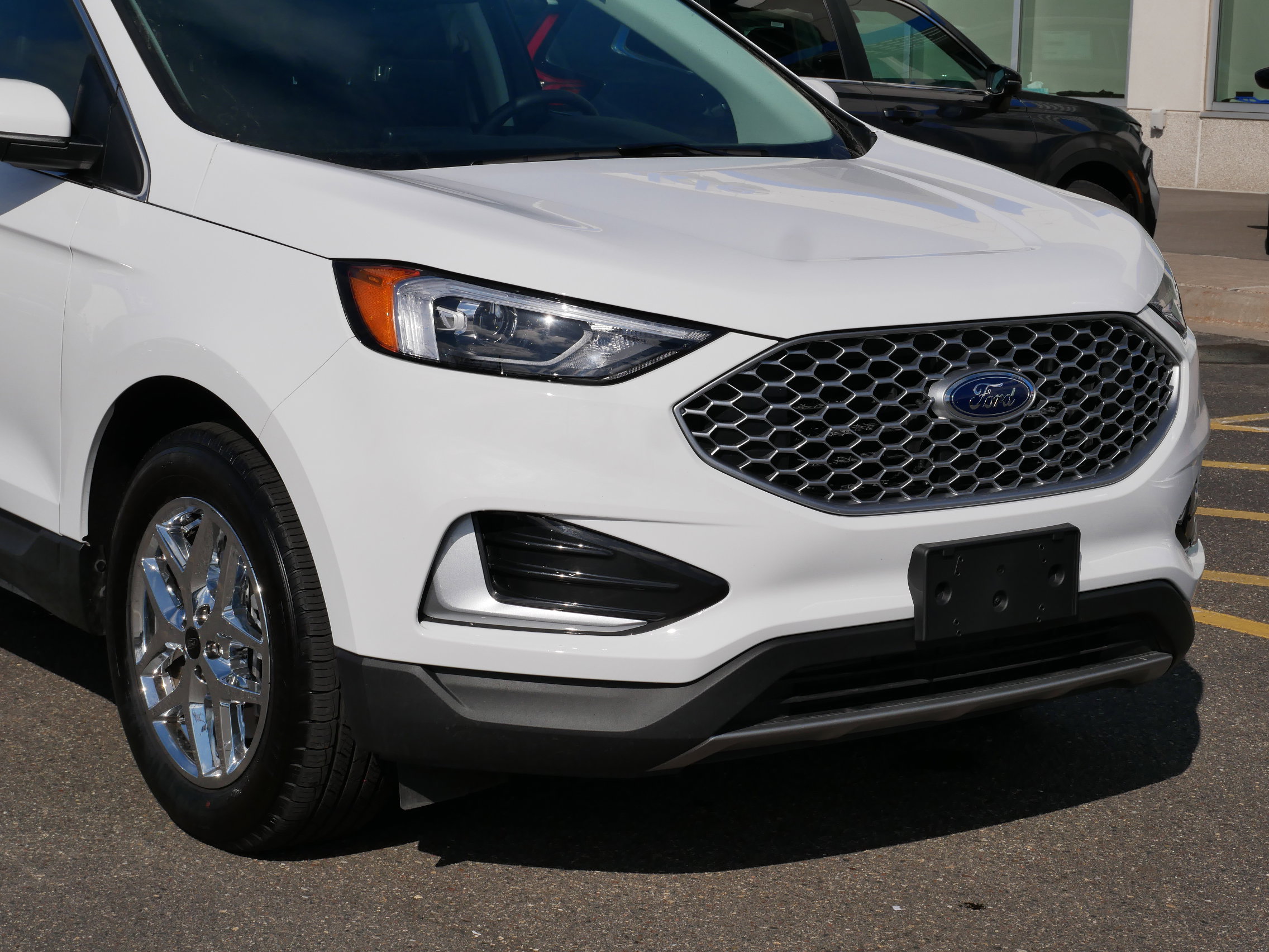 Used 2024 Ford Edge SEL with VIN 2FMPK4J98RBB00917 for sale in Saint Paul, Minnesota
