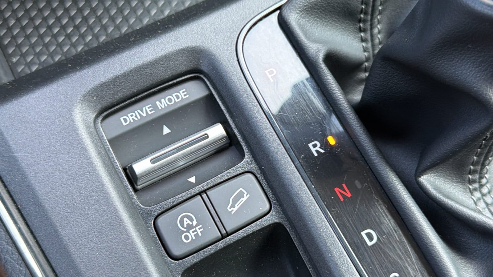 2024 Honda CR-V LX - Photo 22