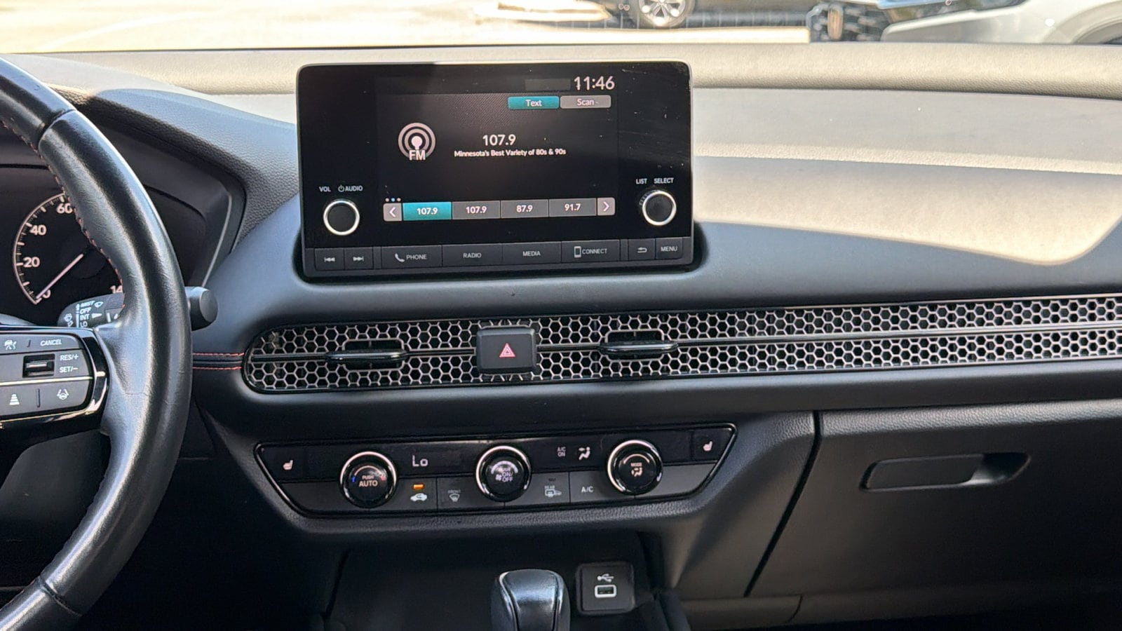 2025 Honda HR-V Sport - Photo 18