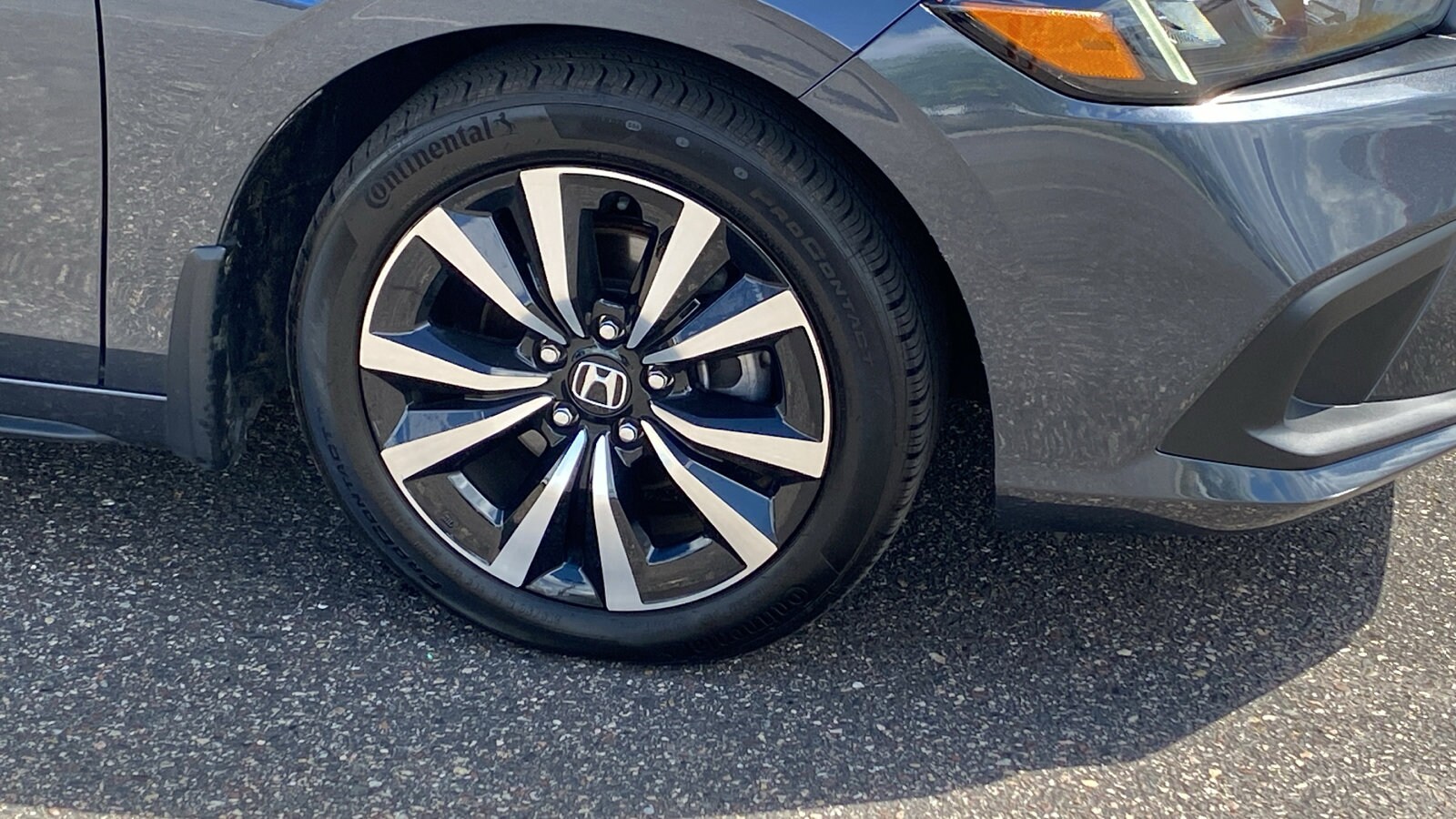2022 Honda Civic Hatchback EX-L photo 3