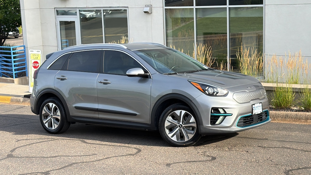 Used 2022 Kia Niro EV EX SUV