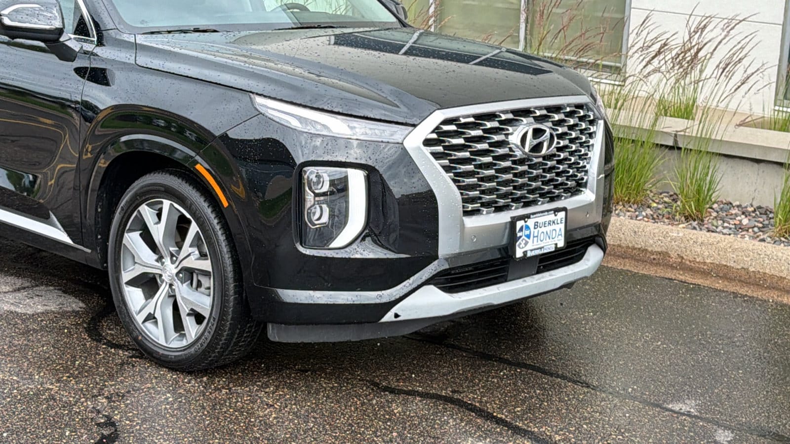 Certified 2022 Hyundai Palisade Limited with VIN KM8R5DHE0NU335996 for sale in Saint Paul, Minnesota