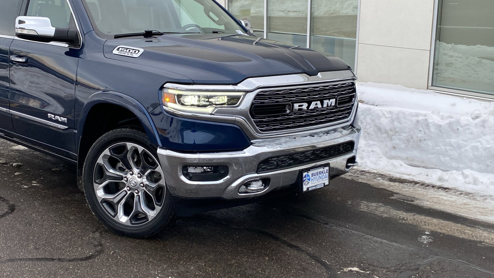 Used 2021 RAM Ram 1500 Pickup Limited with VIN 1C6SRFHT9MN723023 for sale in Saint Paul, Minnesota