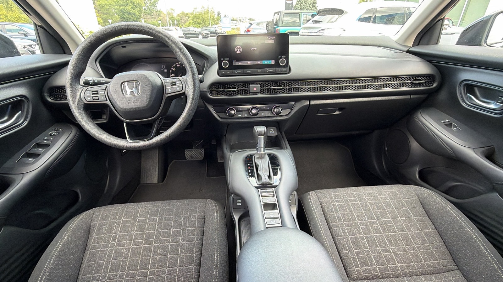 2025 Honda HR-V LX - Photo 19