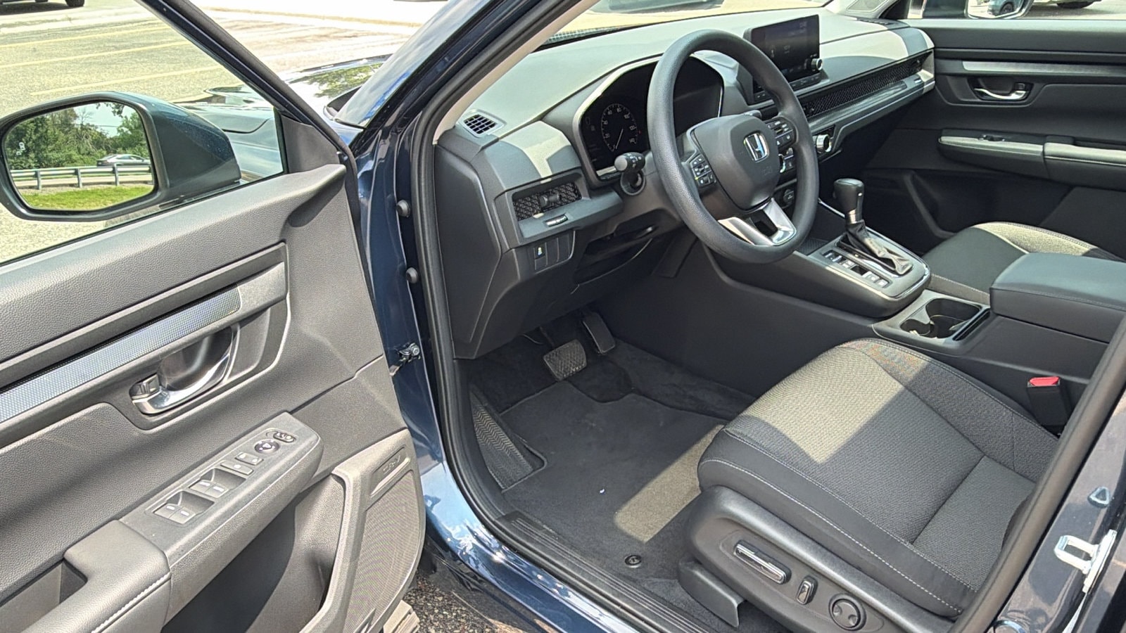 2025 Honda CR-V EX - Photo 12