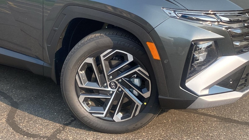 New 2026 Hyundai Tucson Hybrid Limited SUV