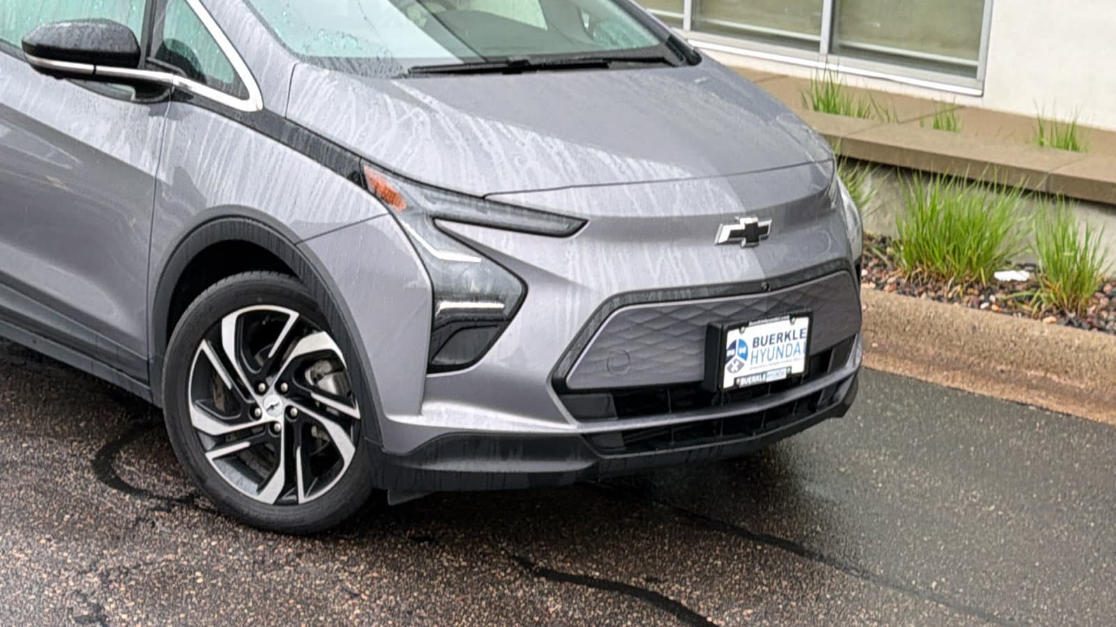 Used 2023 Chevrolet Bolt EV 2LT with VIN 1G1FX6S04P4198082 for sale in Saint Paul, Minnesota