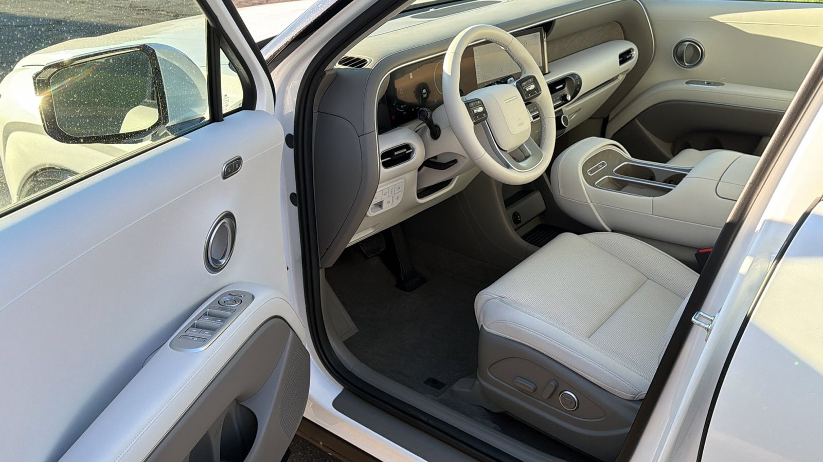 2026 Hyundai Palisade Limited - Photo 9