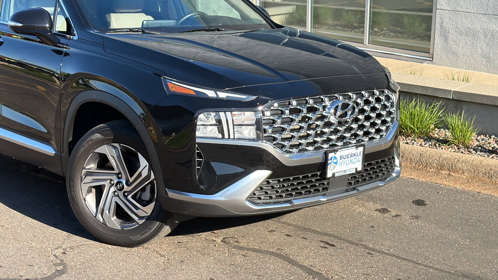 Certified 2023 Hyundai Santa Fe SEL with VIN 5NMS3DAJ5PH581164 for sale in Saint Paul, Minnesota