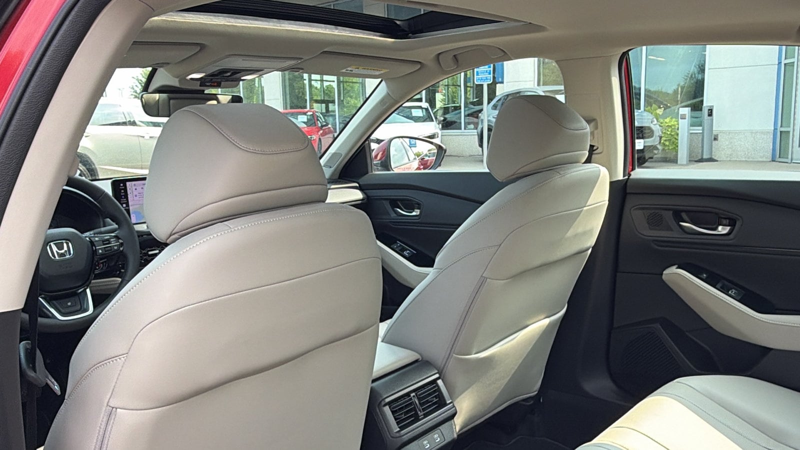 2025 Honda Accord Hybrid Touring - Photo 14