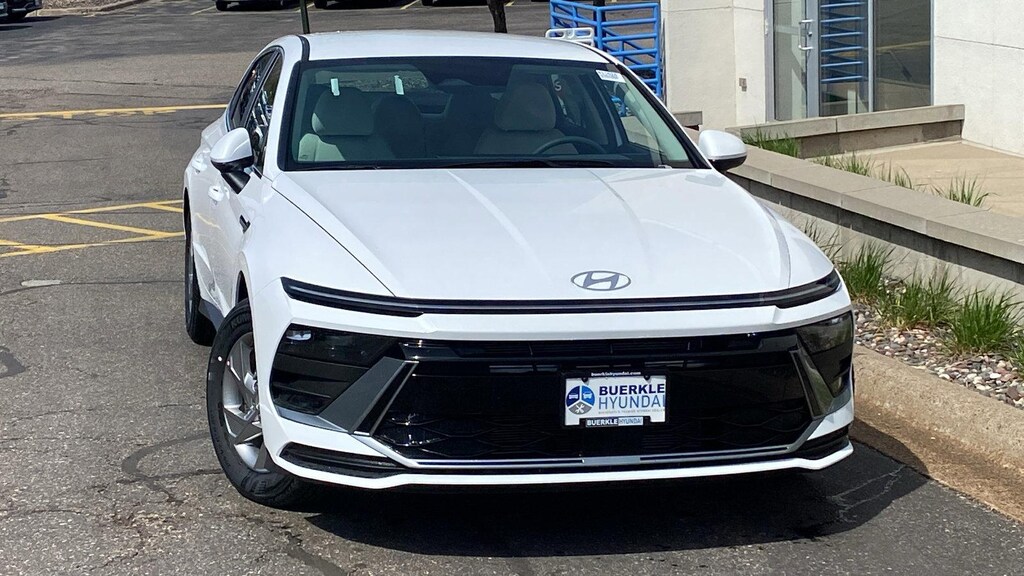 New 2026 Hyundai Sonata SE Sedan