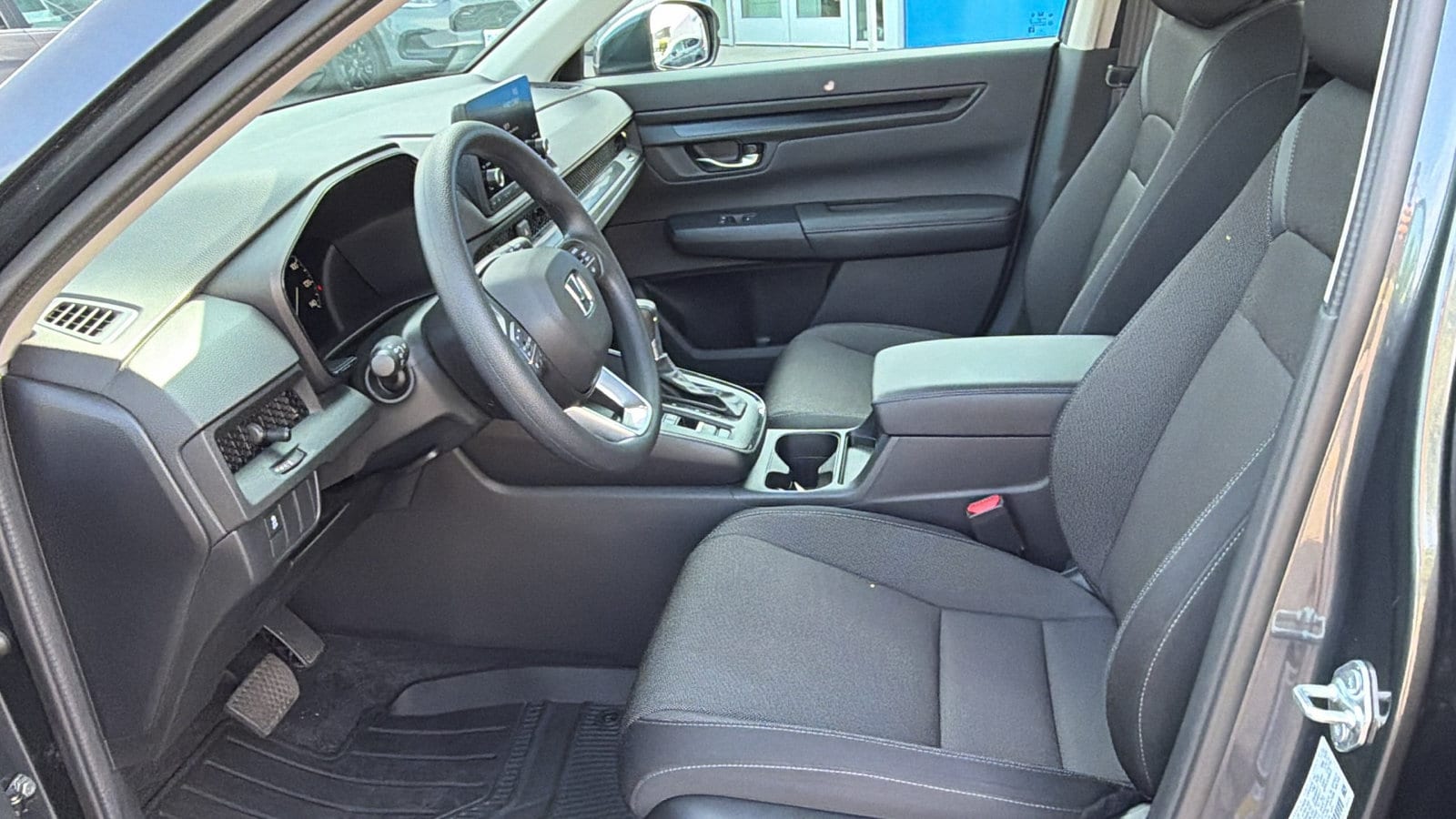 2024 Honda CR-V LX - Photo 13