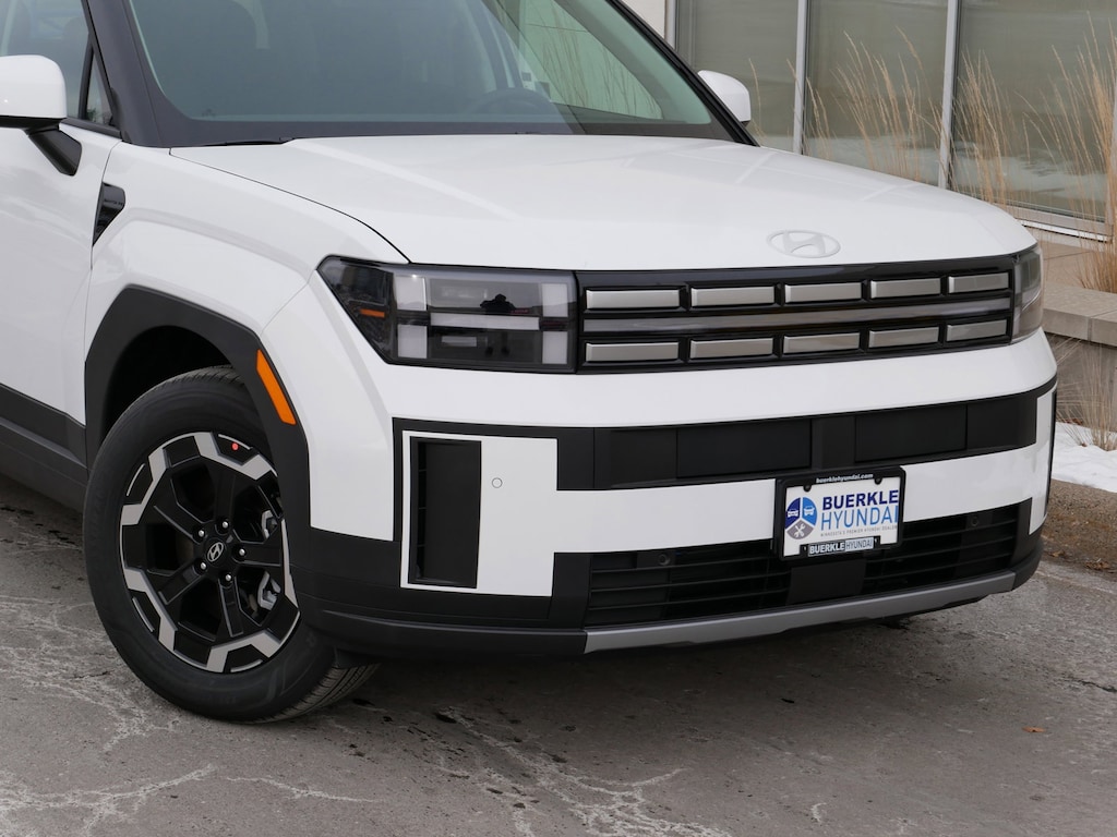 Used 2025 Hyundai Santa Fe SE SUV