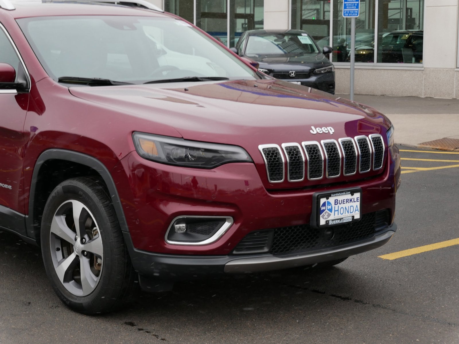 Used 2021 Jeep Cherokee Limited with VIN 1C4PJMDX9MD117889 for sale in Saint Paul, Minnesota