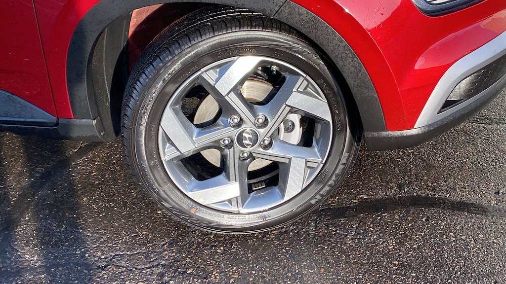 Certified 2025 Hyundai Venue SEL SUV