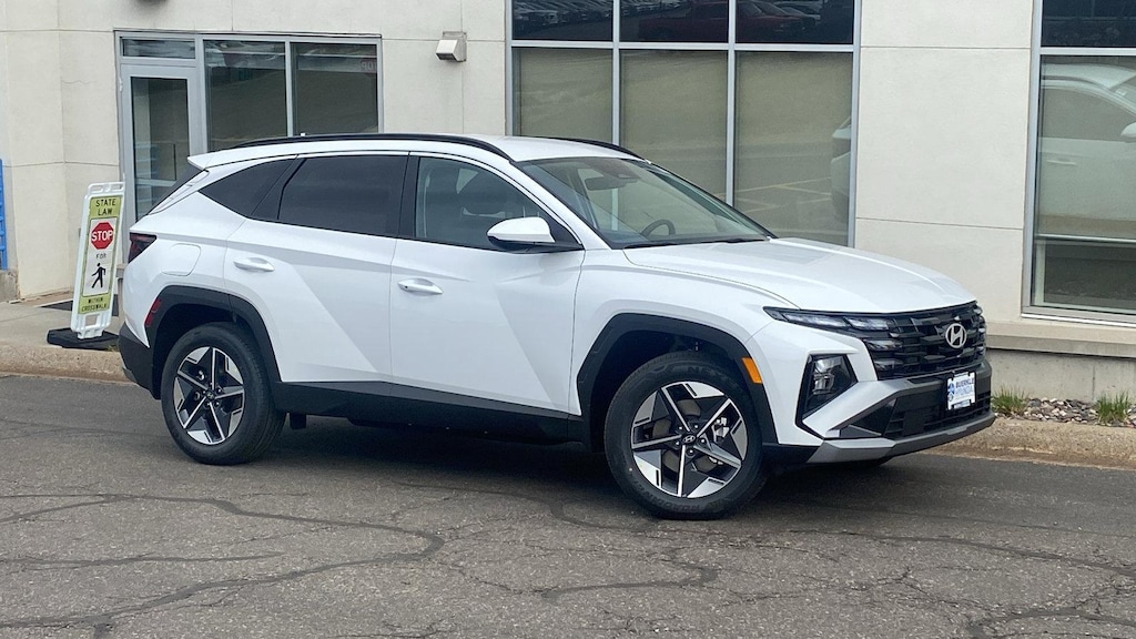 New 2026 Hyundai Tucson Plug-In Hybrid SEL SUV