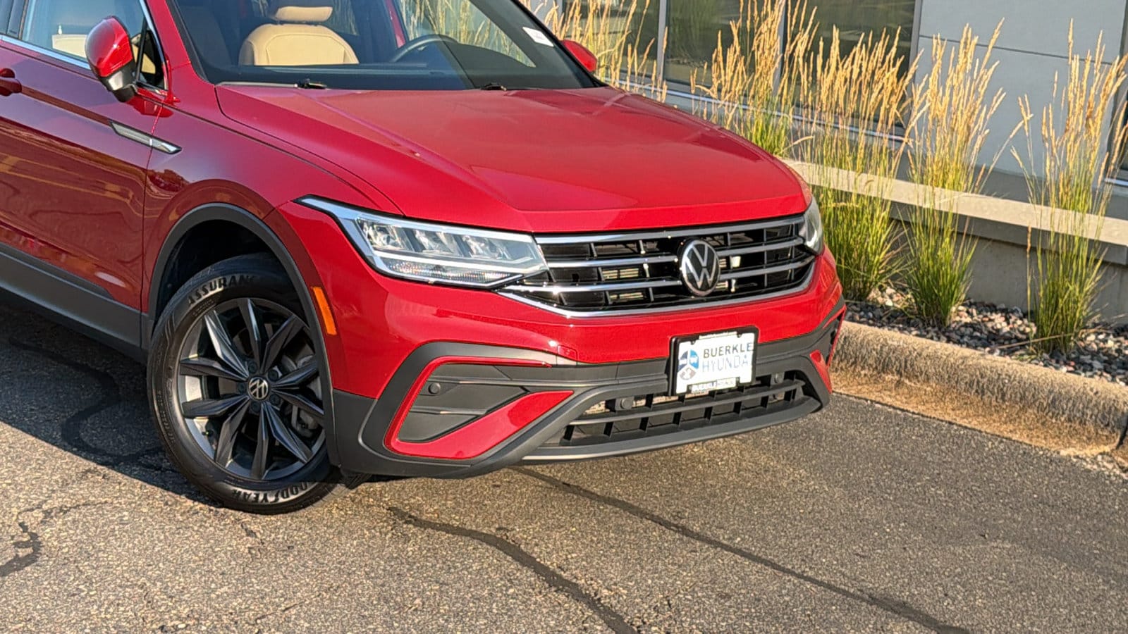 Certified 2022 Volkswagen Tiguan SE with VIN 3VV2B7AX9NM139282 for sale in Saint Paul, Minnesota