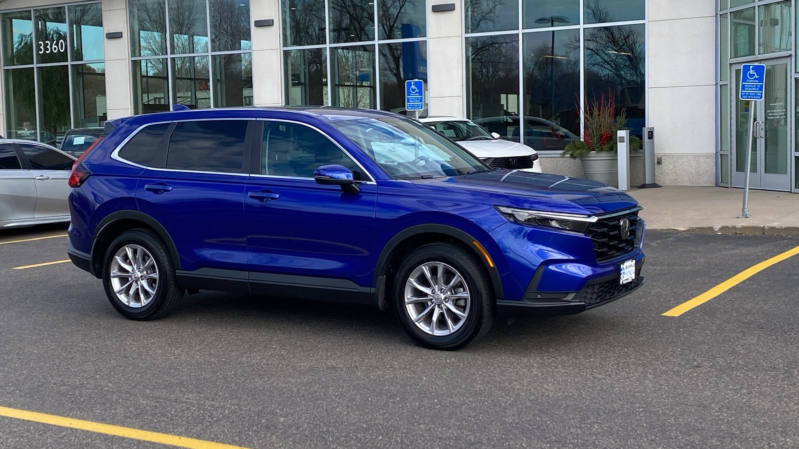 2023 Honda CR-V EX-L's photo