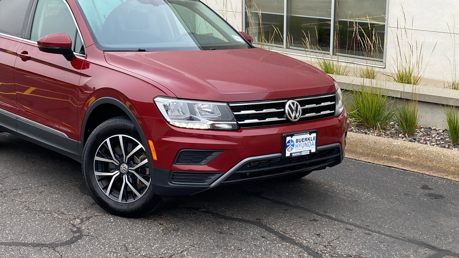 Used 2021 Volkswagen Tiguan SE with VIN 3VV2B7AX8MM022386 for sale in Saint Paul, Minnesota