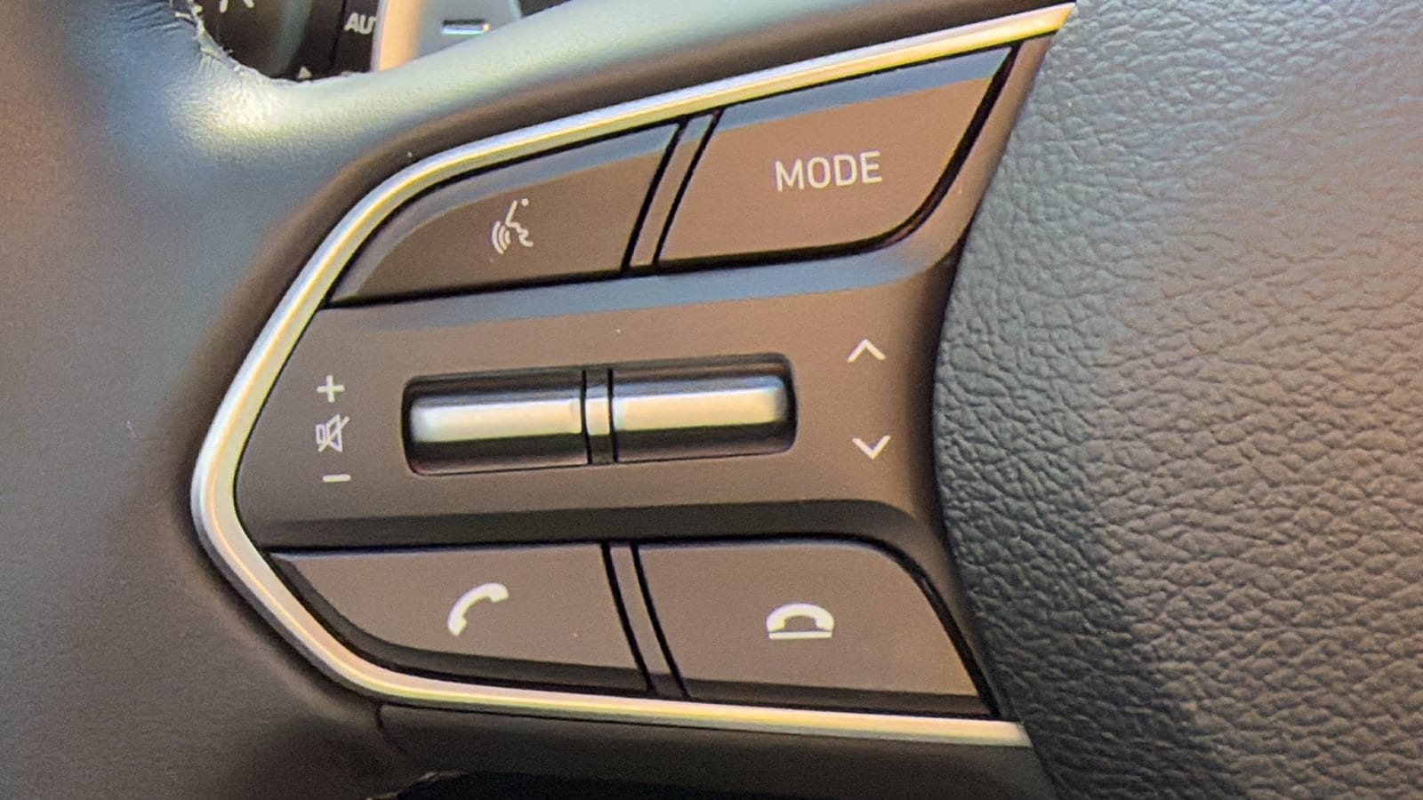 2023 Hyundai Santa Fe Limited - Photo 20