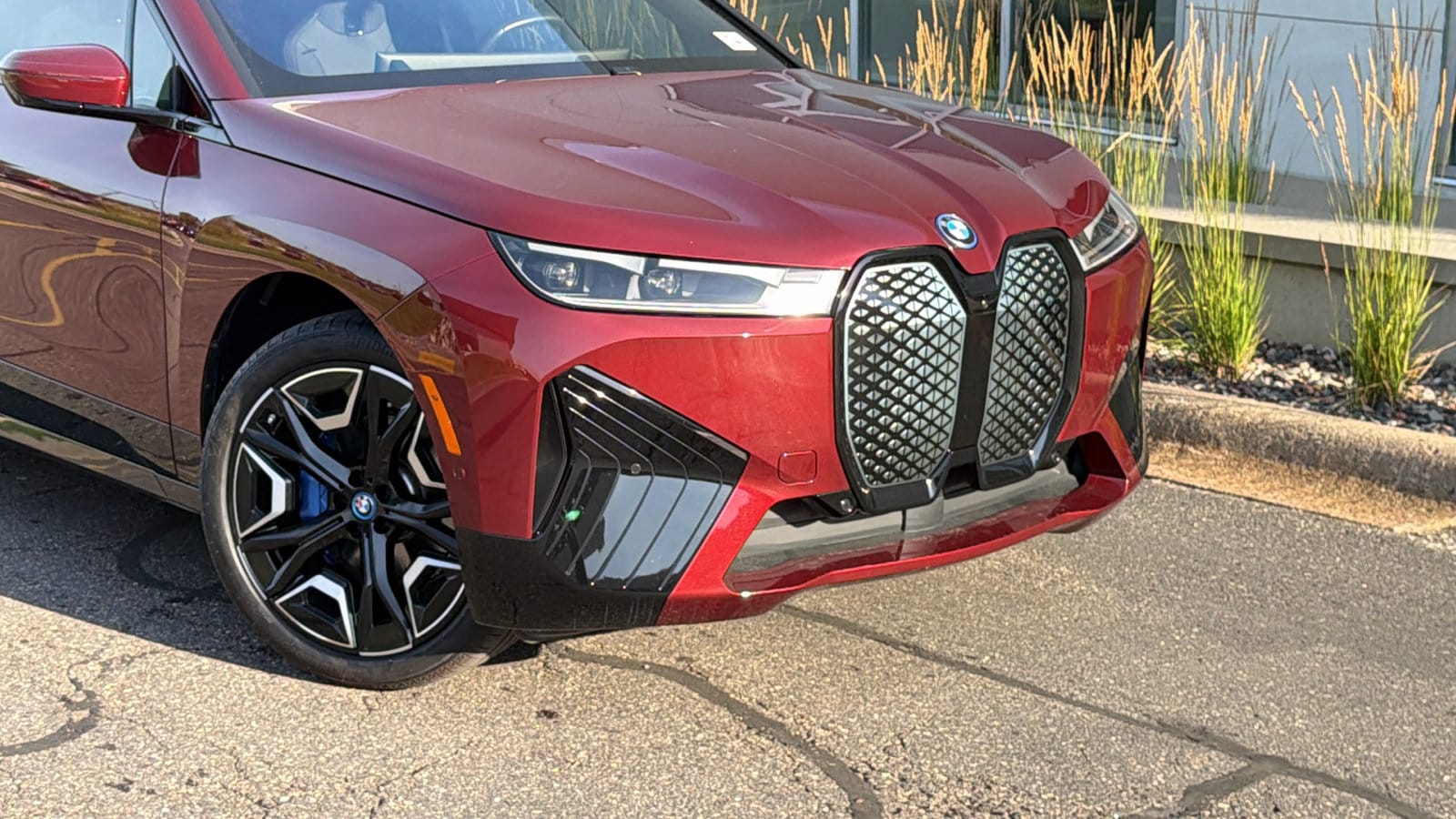 Used 2024 BMW iX Base with VIN WB523CF0XRCP00754 for sale in Saint Paul, Minnesota