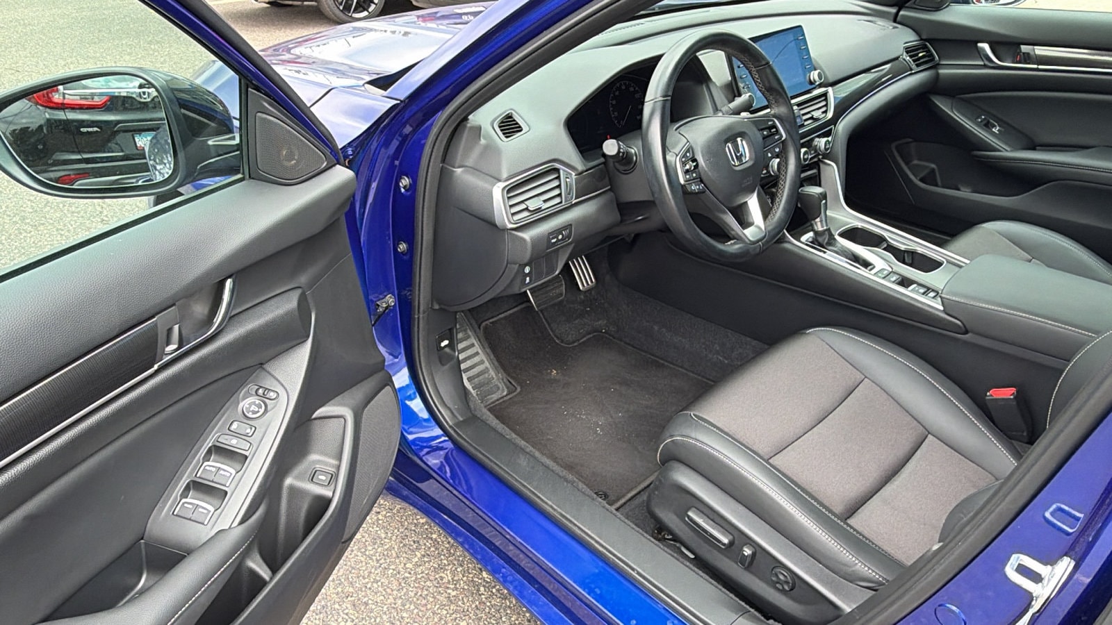 2022 Honda Accord Sport - Photo 12