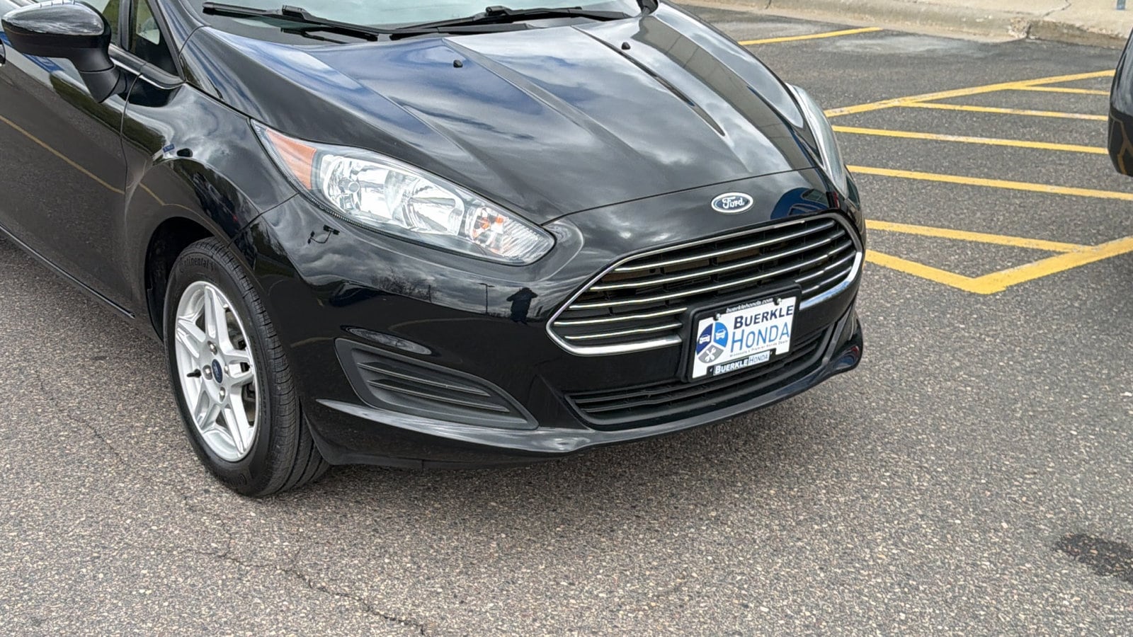 Used 2018 Ford Fiesta SE with VIN 3FADP4EJ5JM118412 for sale in Saint Paul, Minnesota