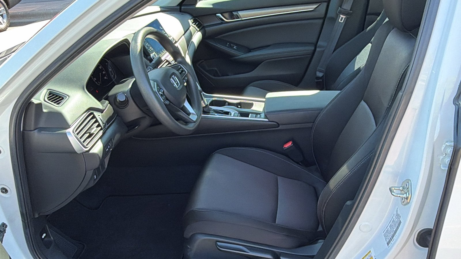 2020 Honda Accord LX - Photo 13