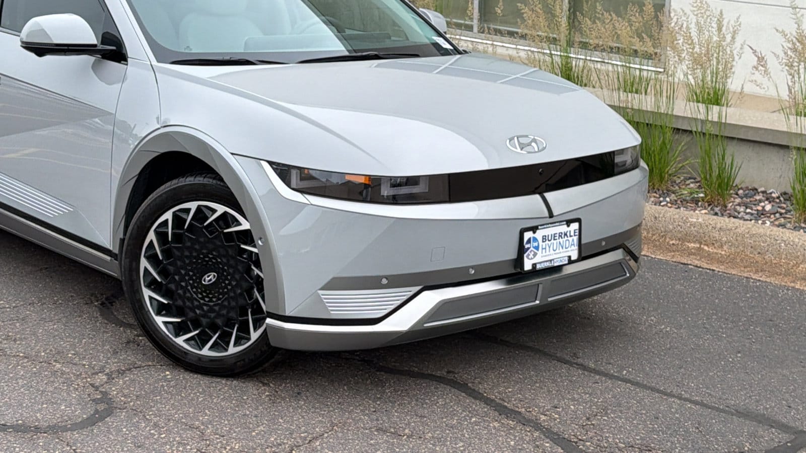 Certified 2024 Hyundai IONIQ 5 Limited with VIN KM8KRDDF8RU283706 for sale in Saint Paul, Minnesota