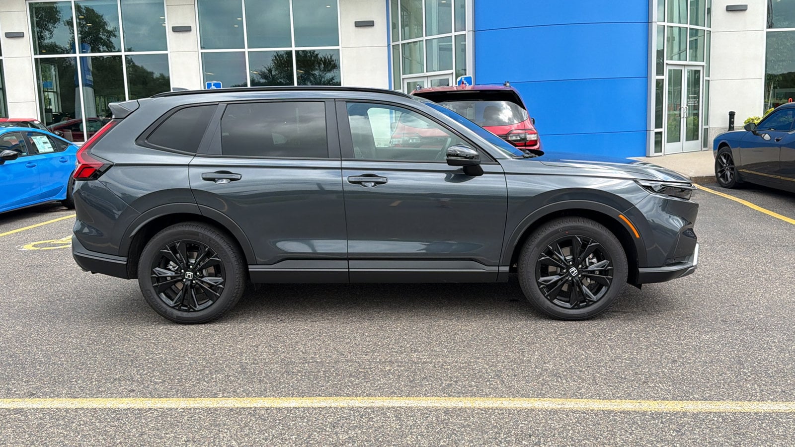 2026 Honda CR-V Sport Touring - Photo 5