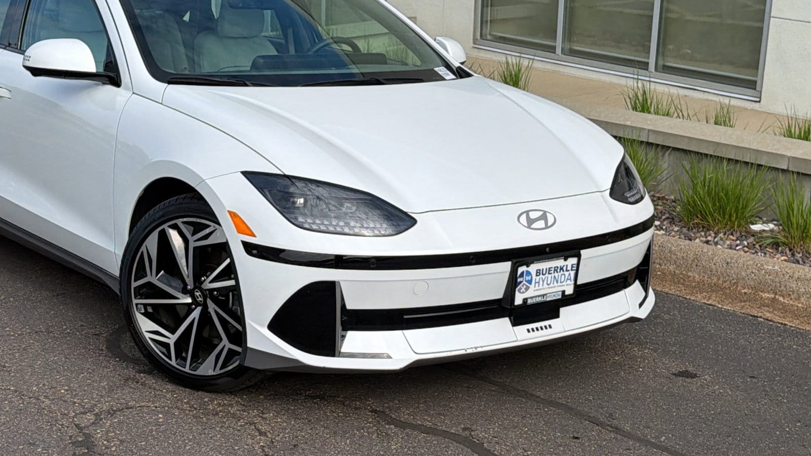 Certified 2024 Hyundai IONIQ 6 Limited with VIN KMHM54AC7RA075543 for sale in Saint Paul, Minnesota