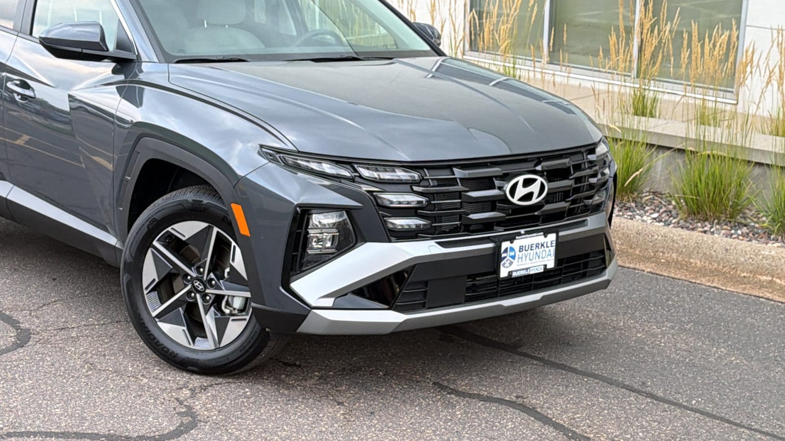 Certified 2026 Hyundai Tucson SEL with VIN KM8JBDD10TU402487 for sale in Saint Paul, Minnesota