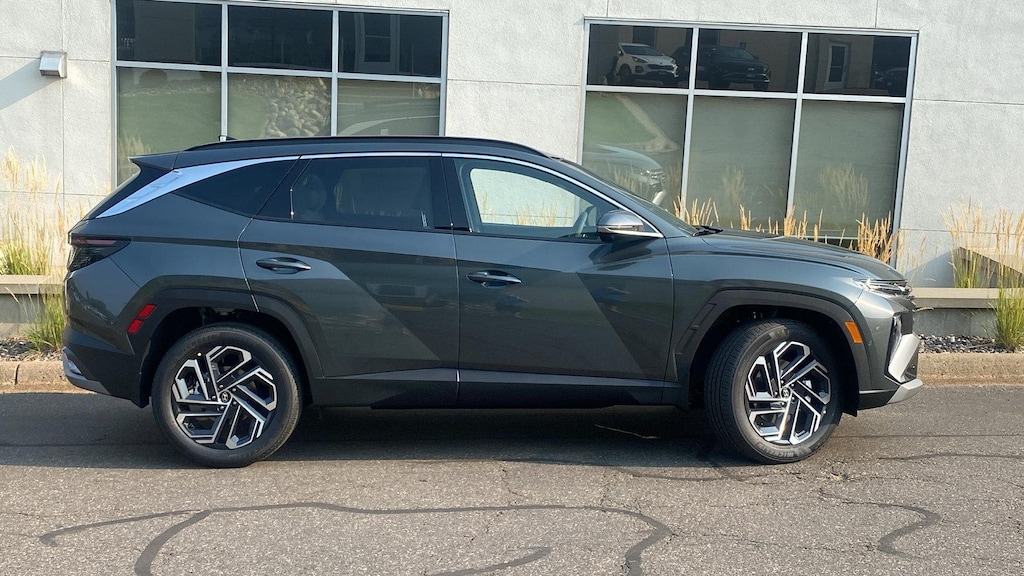 New 2026 Hyundai Tucson Hybrid Limited SUV
