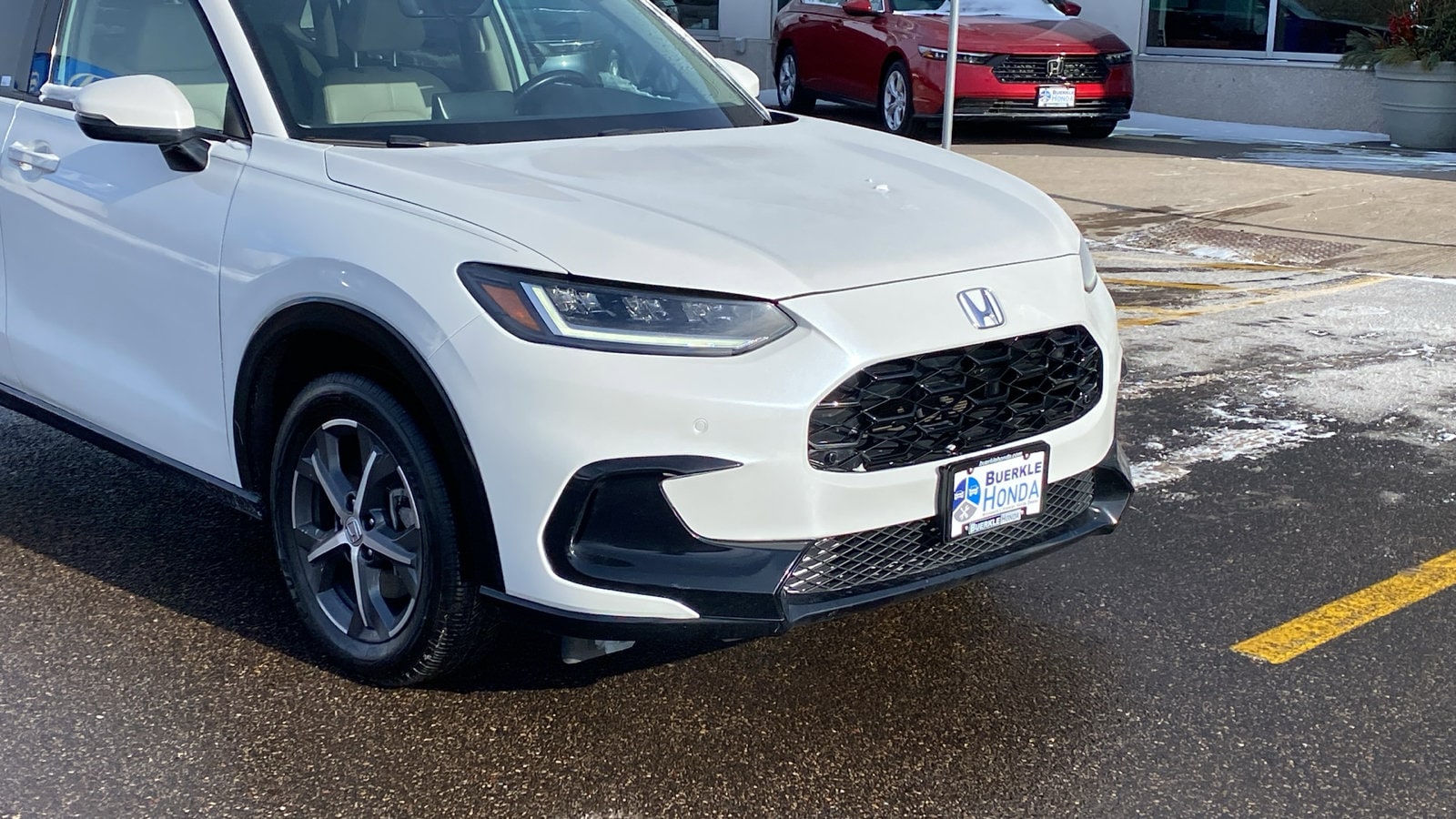 Used 2023 Honda HR-V EX-L with VIN 3CZRZ2H75PM701225 for sale in Saint Paul, Minnesota