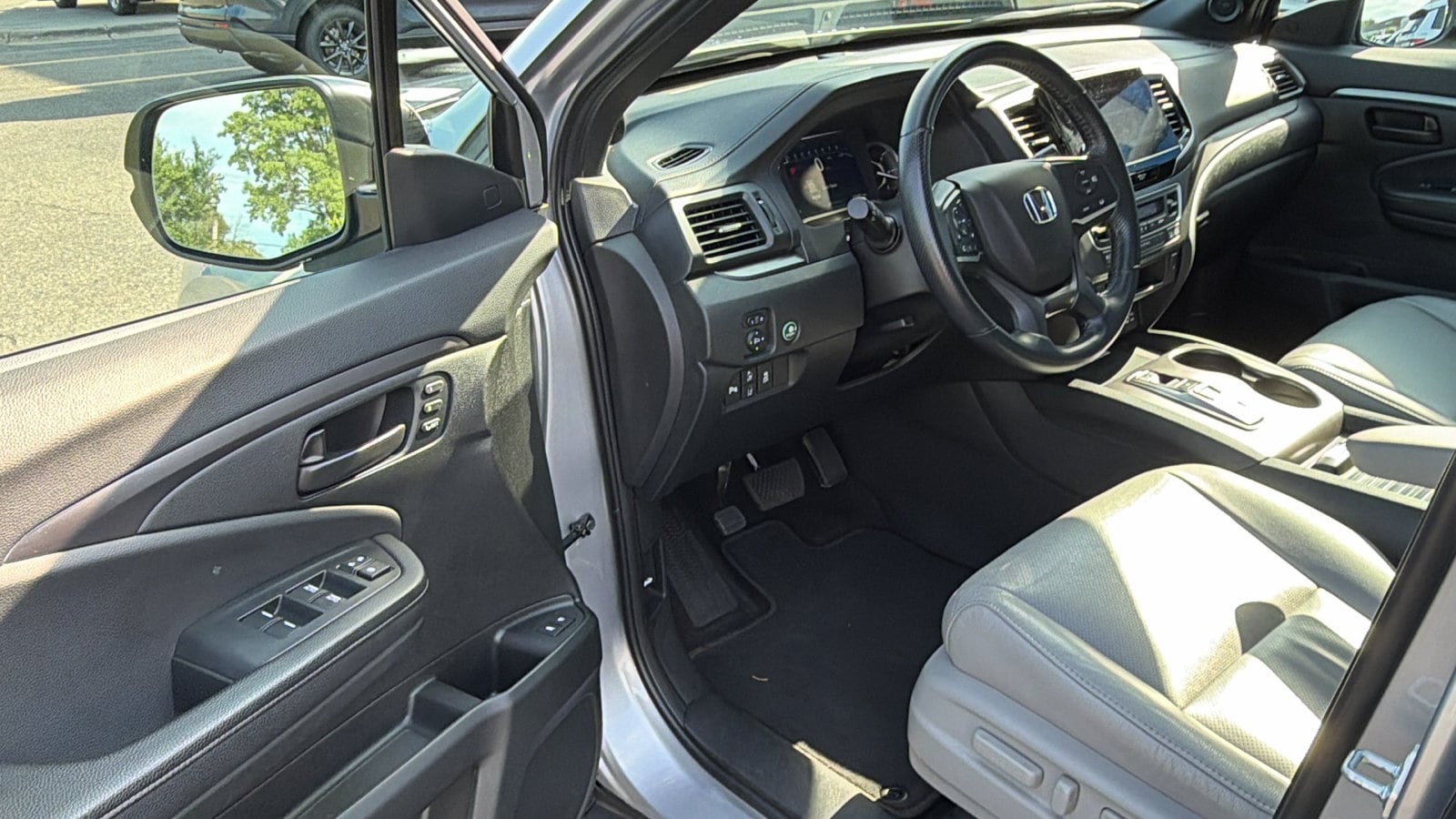 2022 Honda Passport EX-L - Photo 12