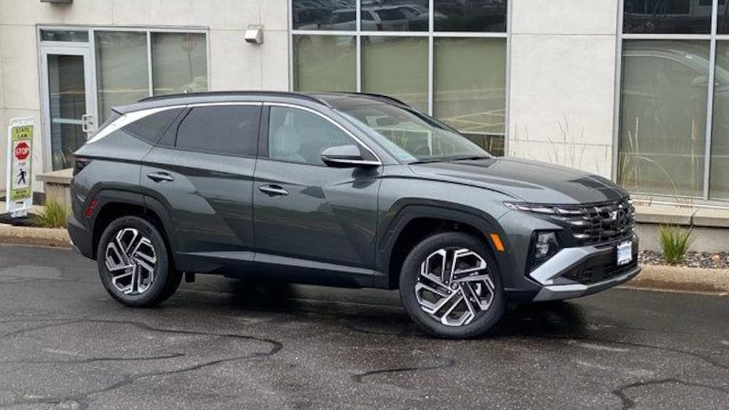 New 2025 Hyundai Tucson Hybrid Limited SUV