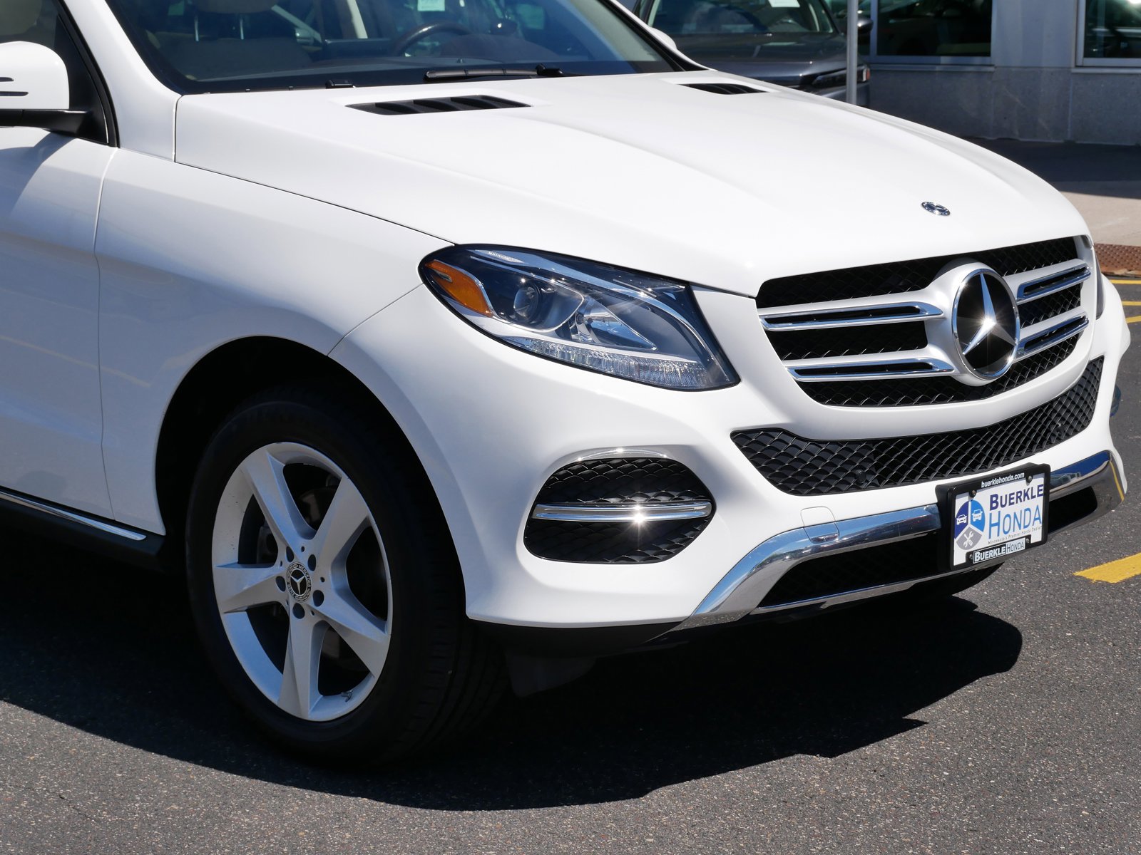 Used 2018 Mercedes-Benz GLE-Class GLE350 with VIN 4JGDA5HB8JB168536 for sale in Saint Paul, Minnesota