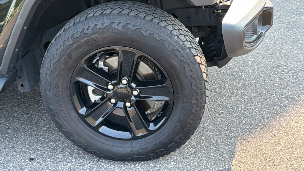 Used 2022 Jeep Wrangler Unlimited Sahara SUV