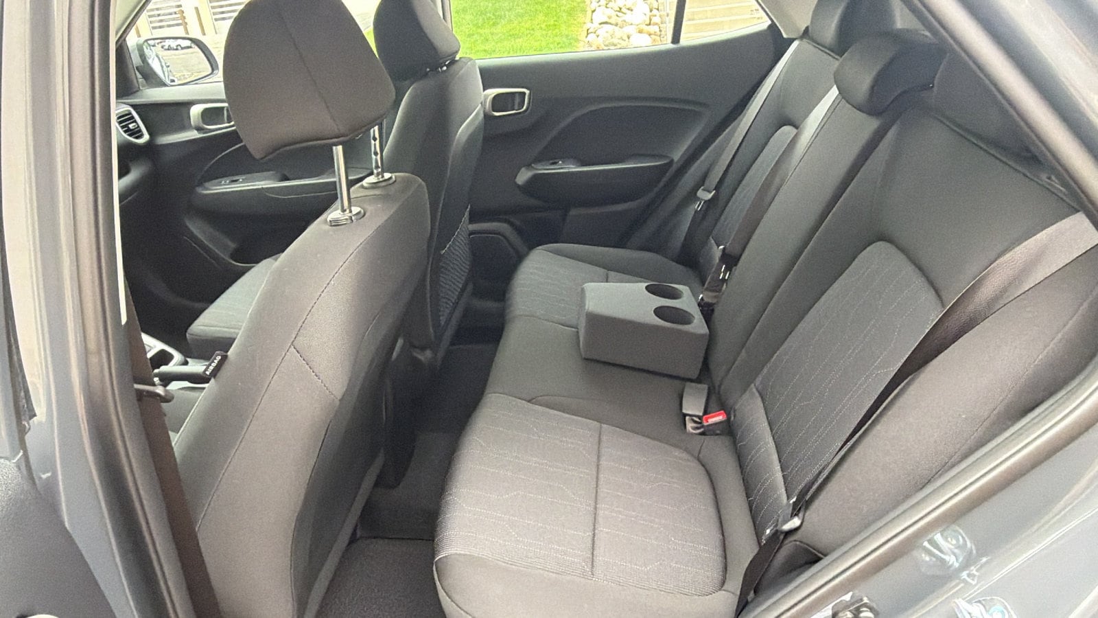 2025 Hyundai Venue SE - Photo 12
