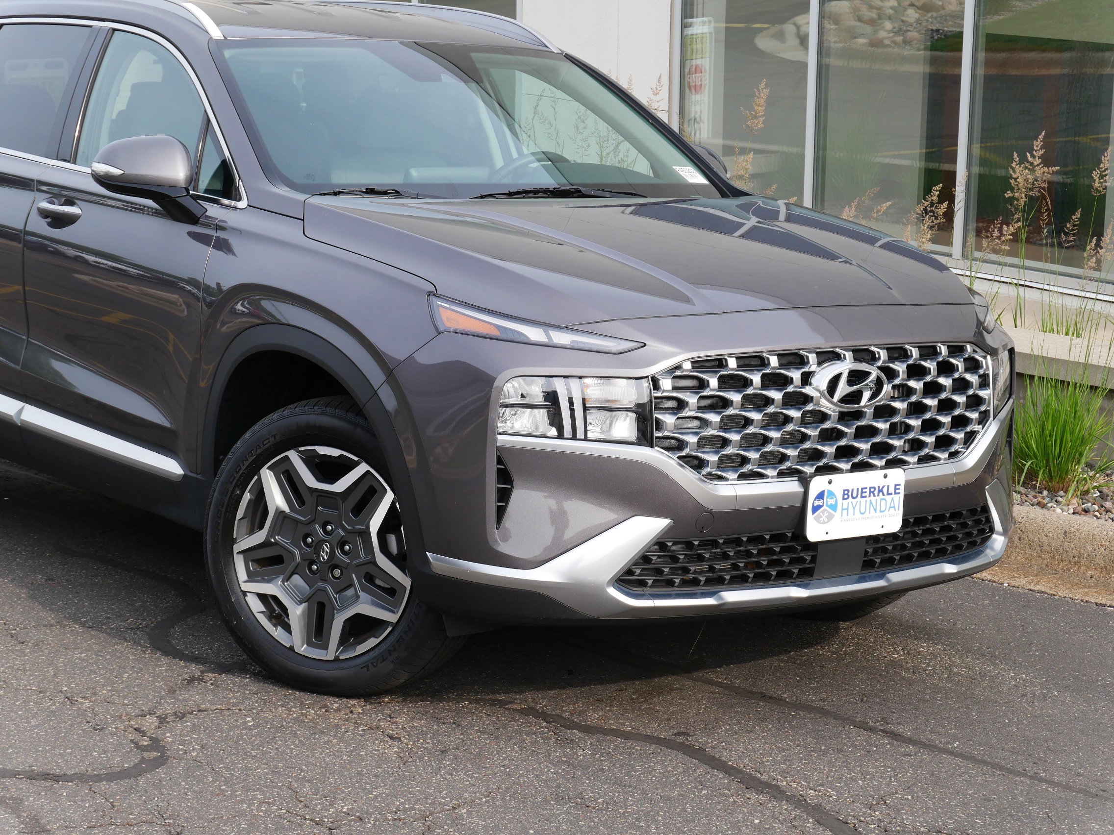 Certified 2022 Hyundai Santa Fe SEL Convenience PHEV with VIN KM8S6DA26NU050220 for sale in Saint Paul, Minnesota