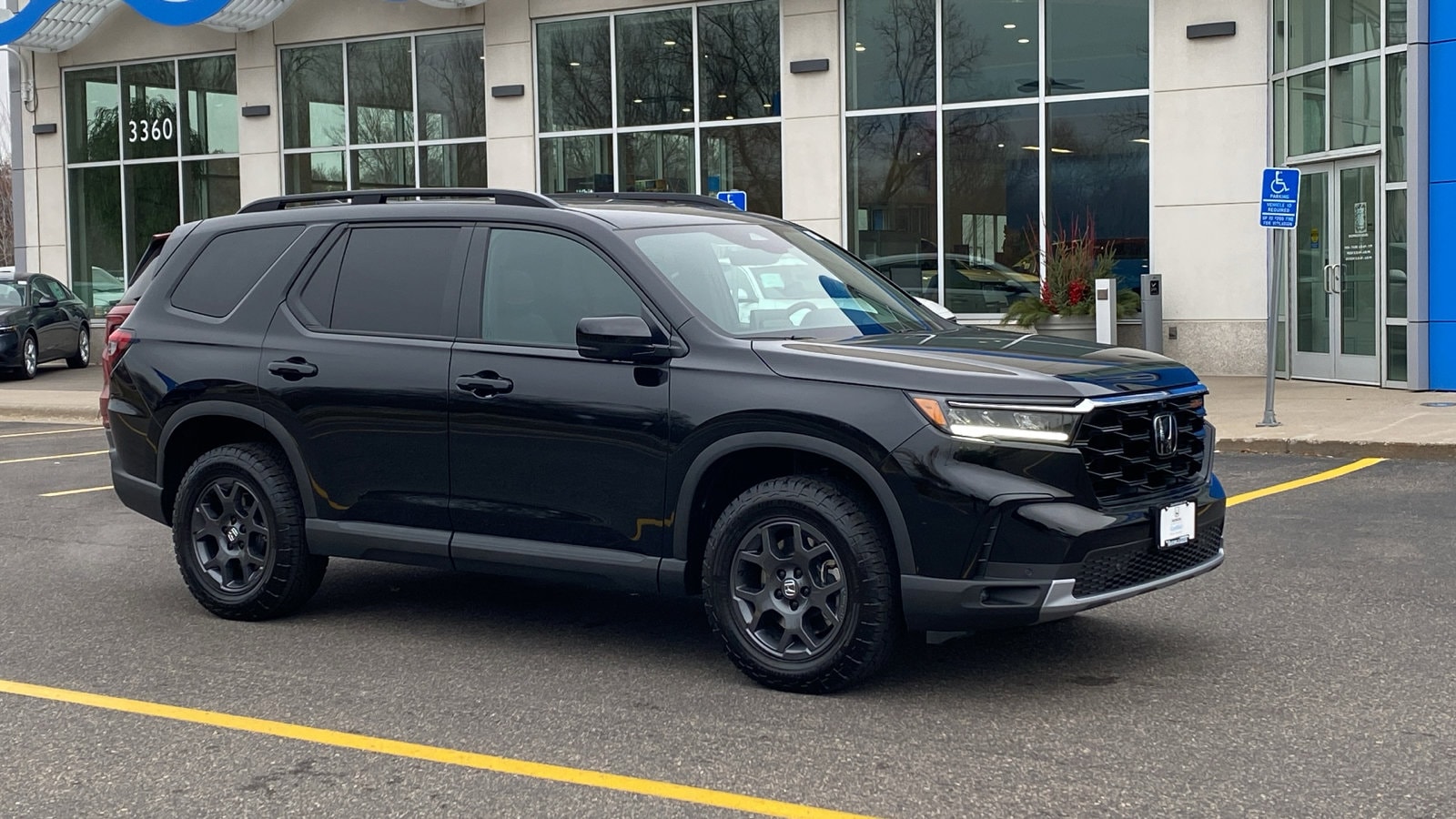 2025 Honda Pilot TrailSport's photo